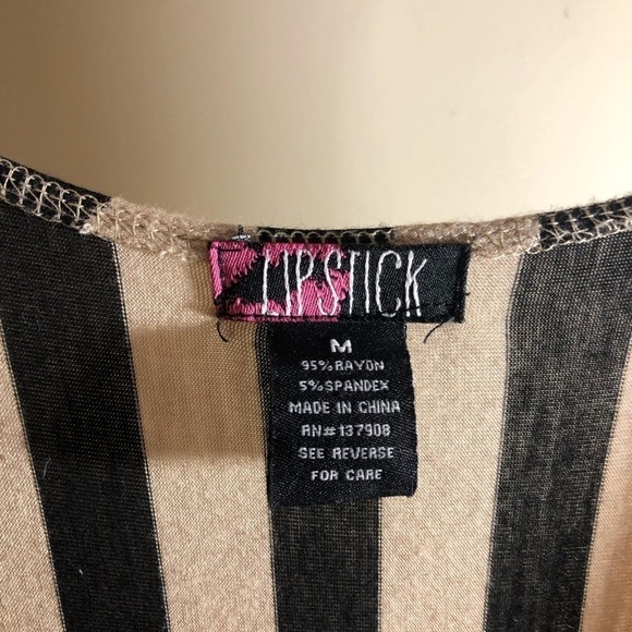 3/$25 🙌🏼 Lipstick Cutout Deep V Neck Sexy Fitted Striped Dress Medium - Picture 5 of 5